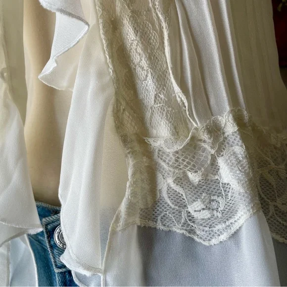 SOLD Vintage Y2K Early 2000s Whimsigoth White Chiffon + Lace Ruffle Hem Top - Picture 6 of 15
